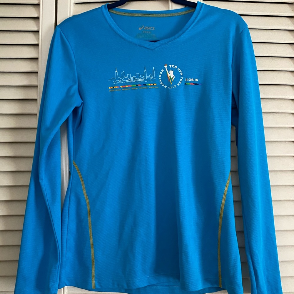 ASICS Marathon Workout Top